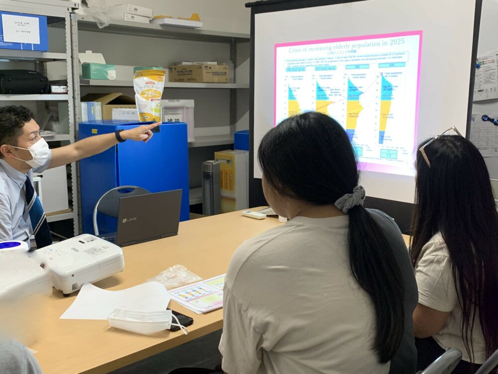 【✈留学生が当社の薬局へ見学に来てくれました✨】